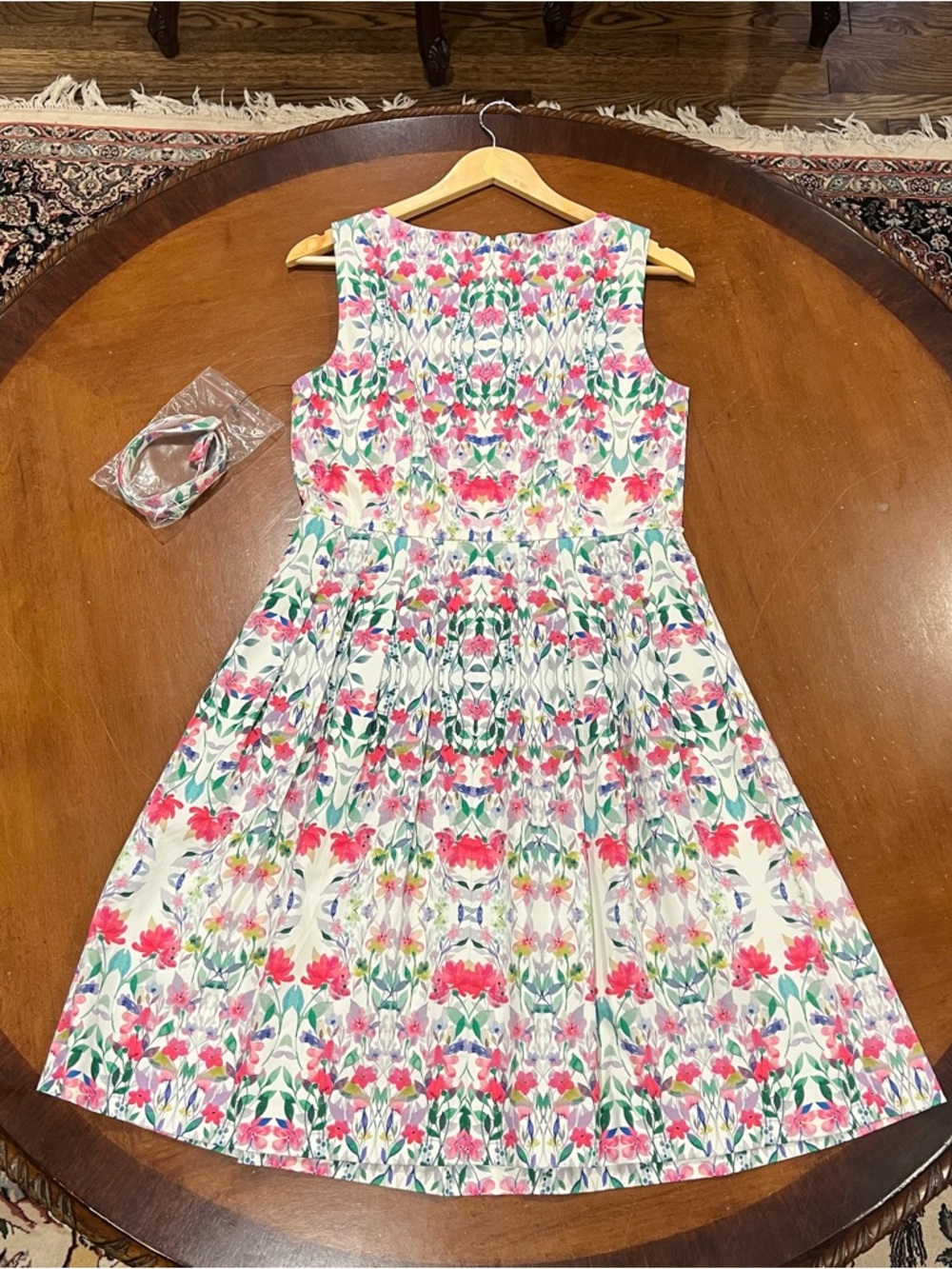 NWT Talbots Petites Garden Floral Belted Fit and Flare Dress 8P Sleeveless - Picture 3 of 16